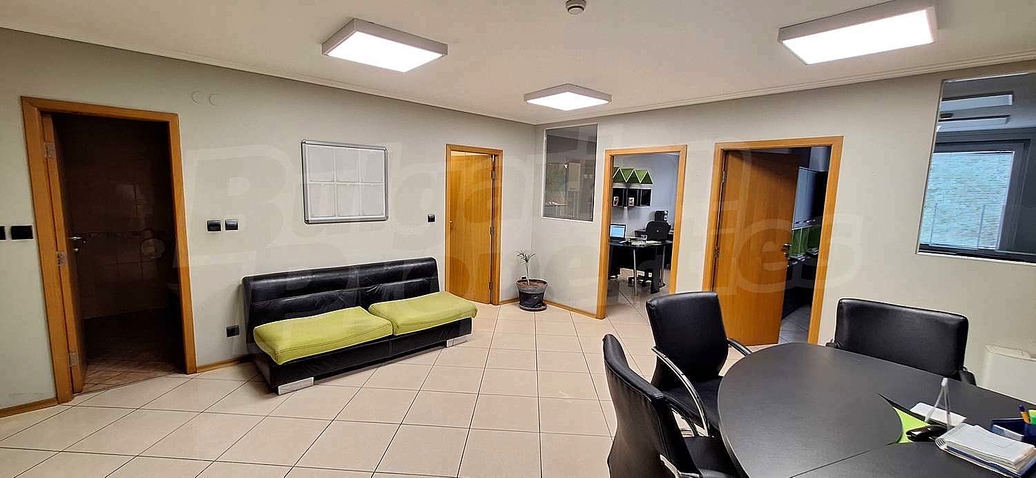 Gallery Picture 3