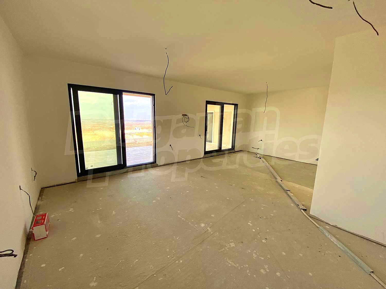 Gallery Picture 10