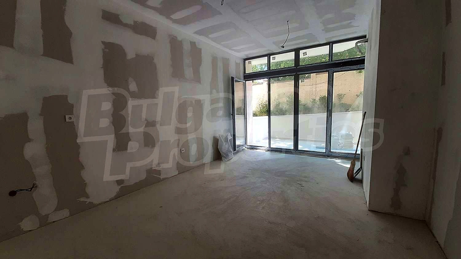 Gallery Picture 5