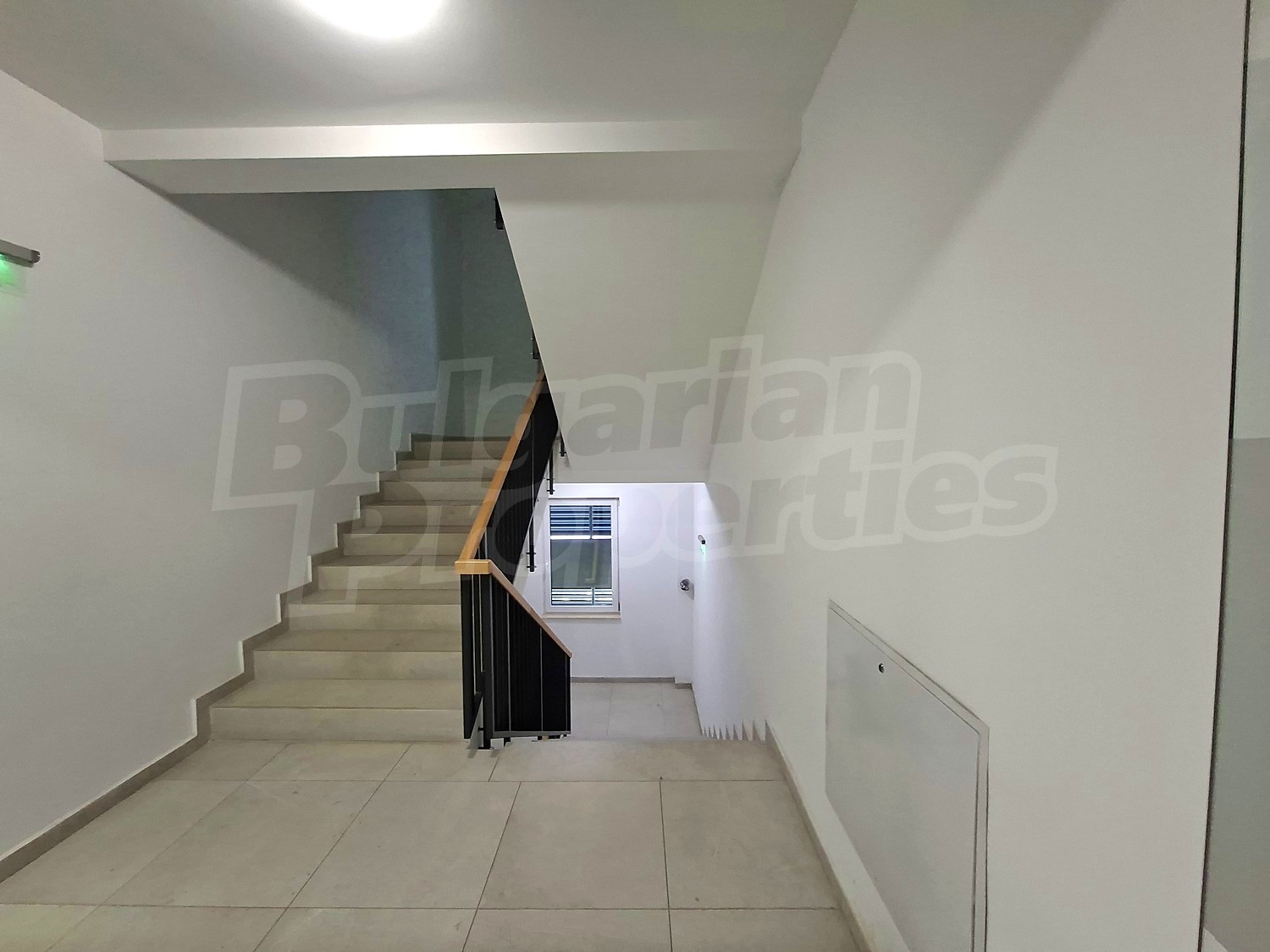 Gallery Picture 28
