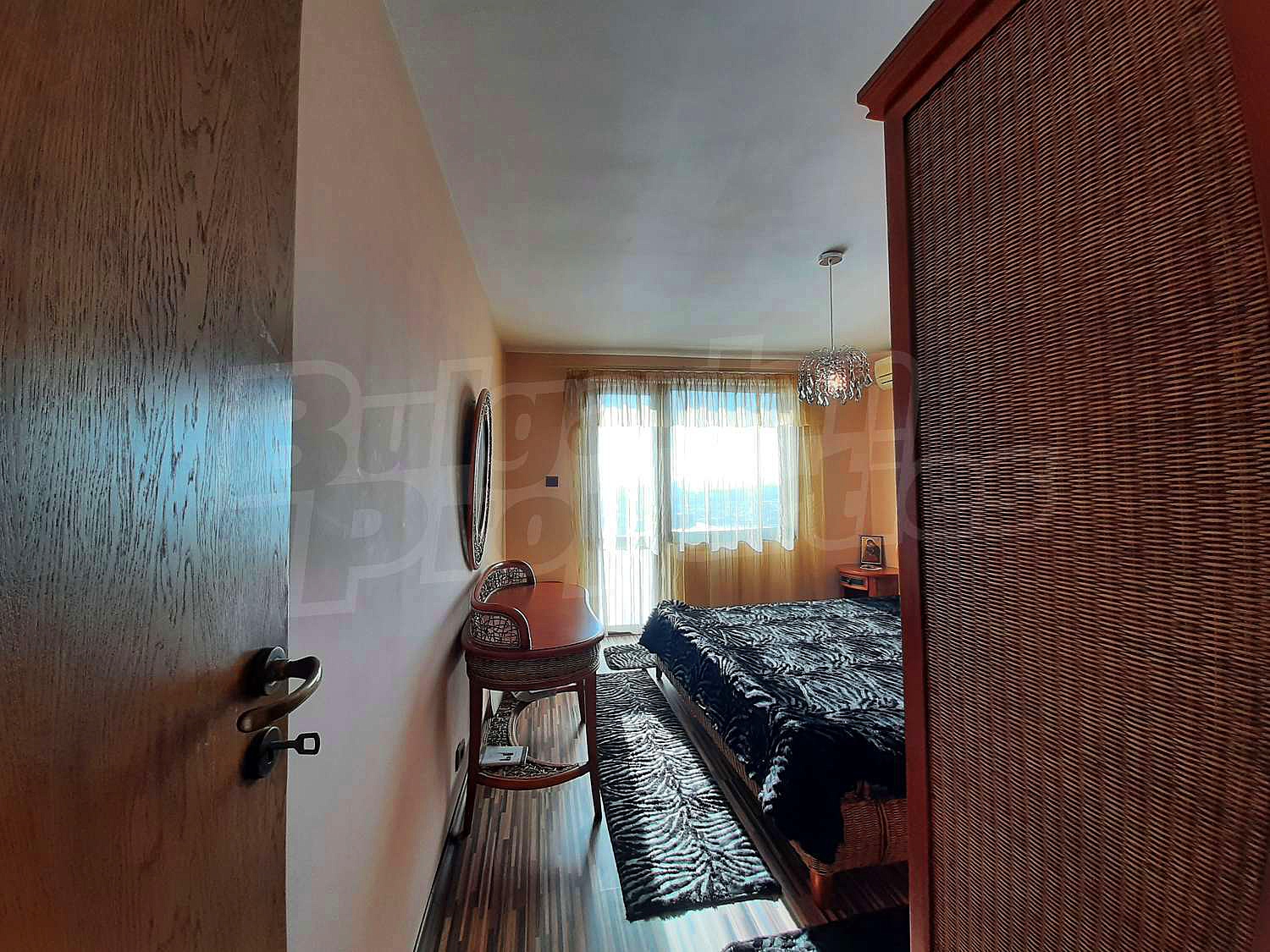 Gallery Picture 11