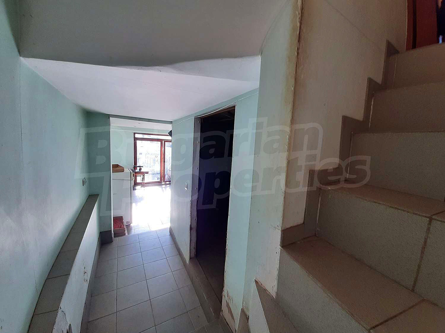 Gallery Picture 37