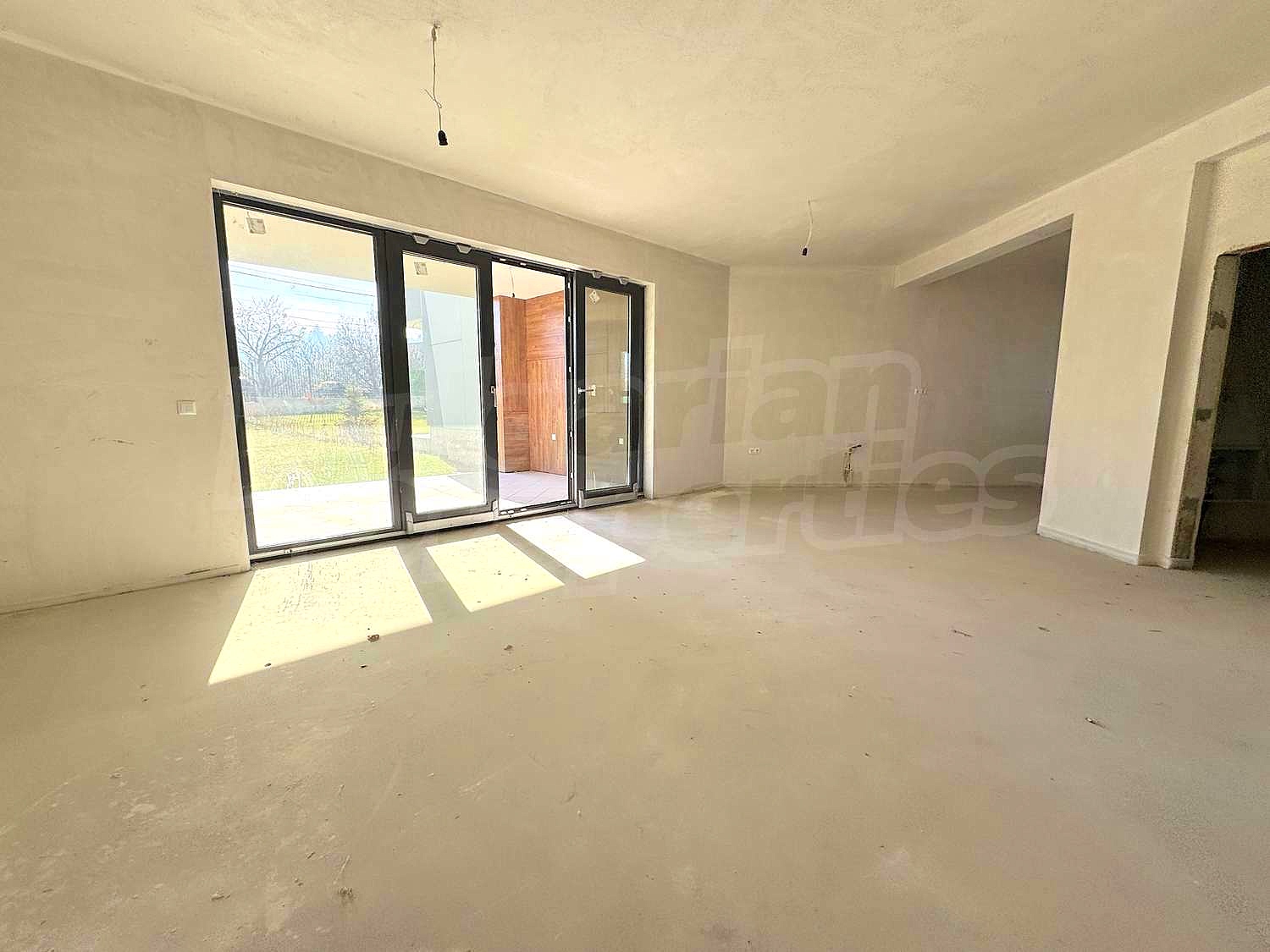 Gallery Picture 53