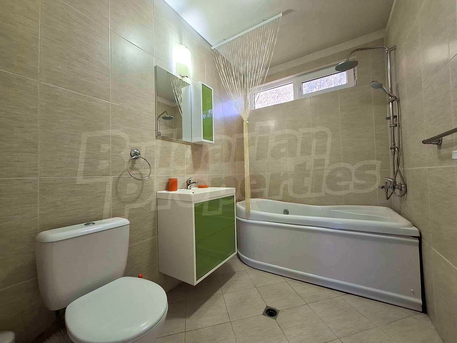 Gallery Picture 18