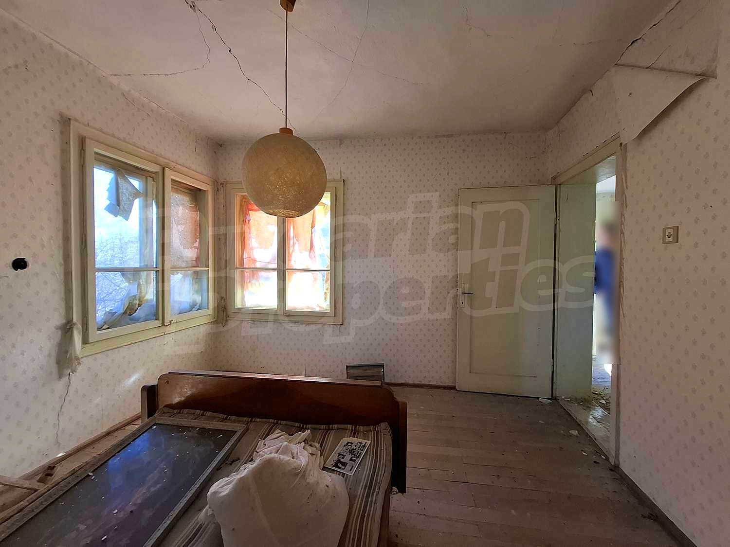 Gallery Picture 13