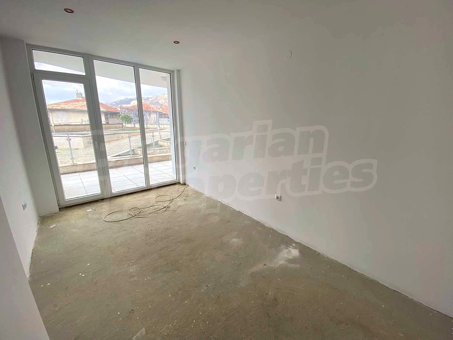 Gallery Picture 10