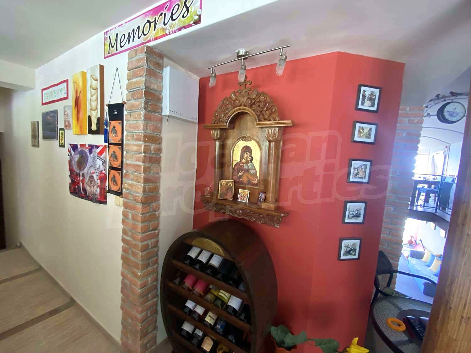 Gallery Picture 14