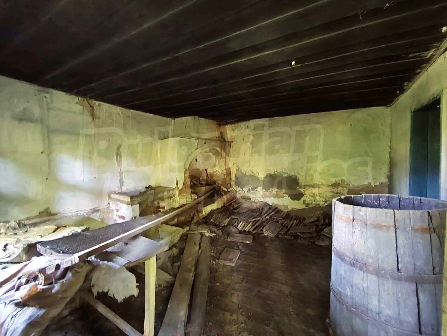 Gallery Picture 2