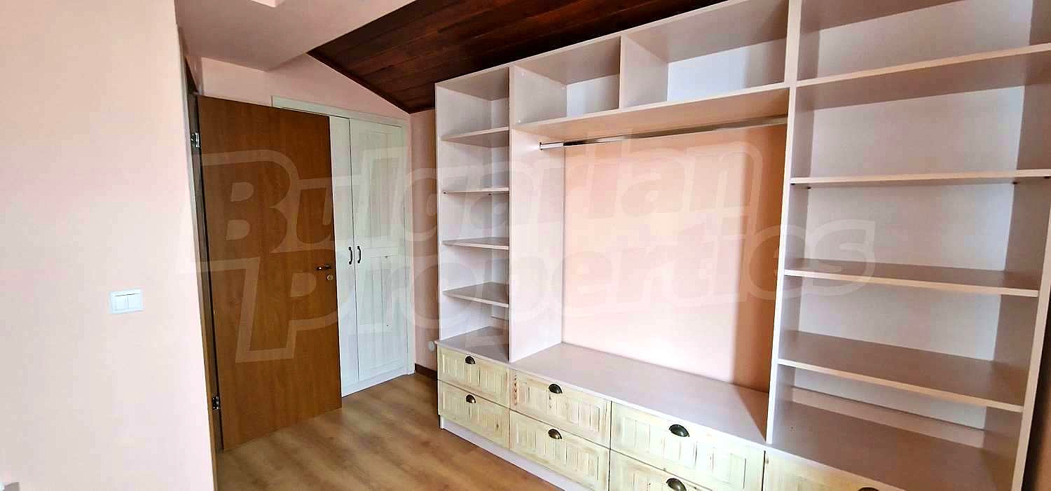 Gallery Picture 17