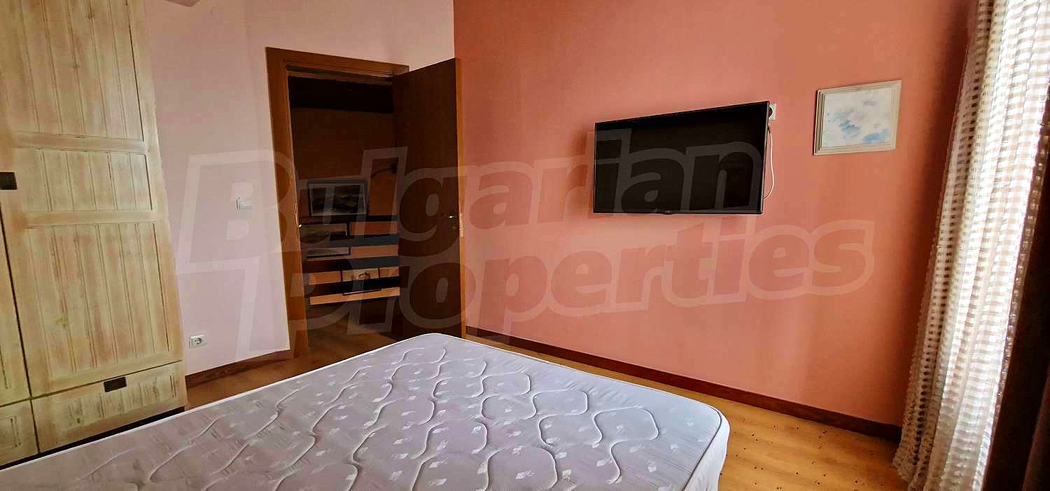 Gallery Picture 10