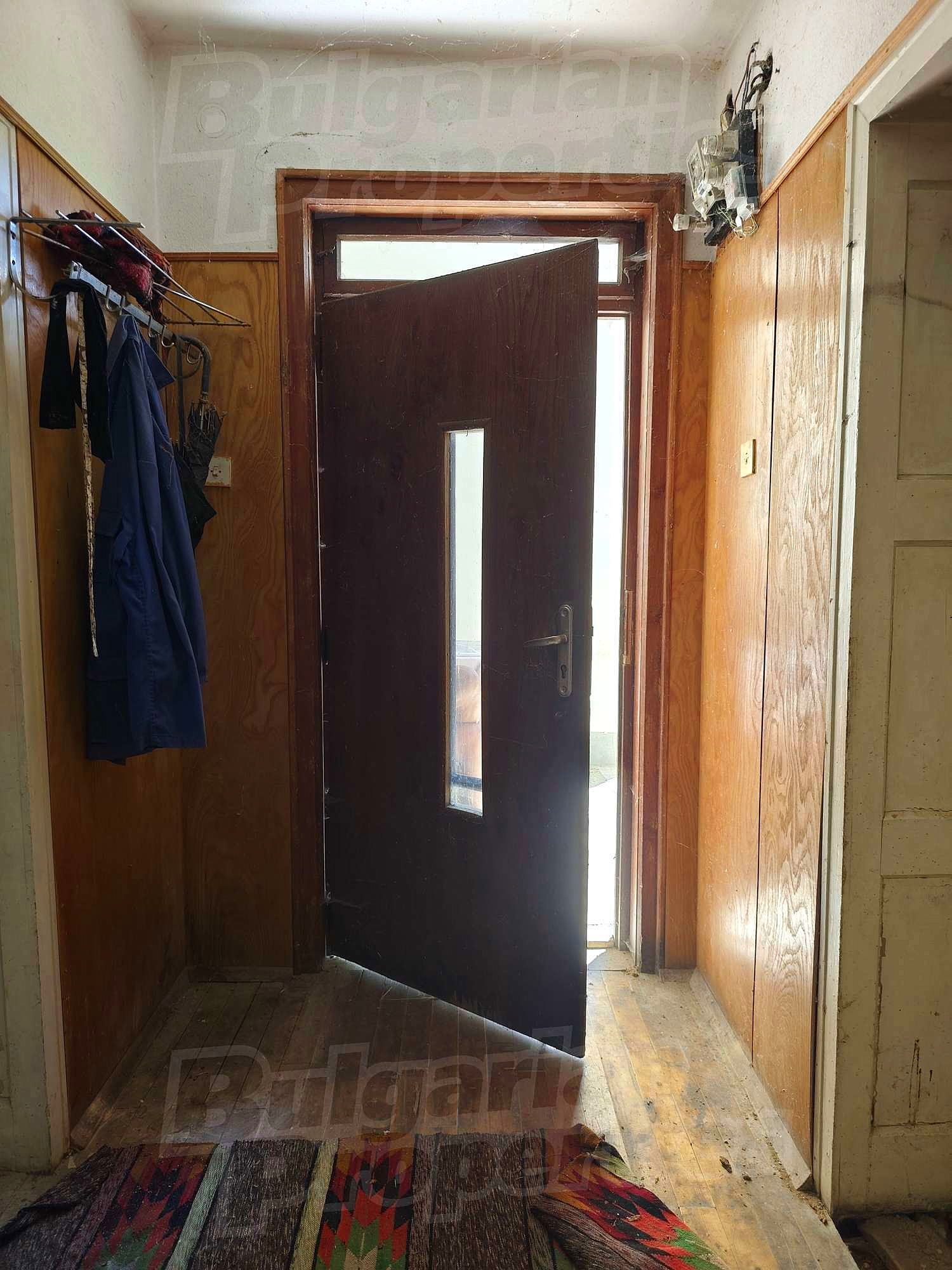 Gallery Picture 10