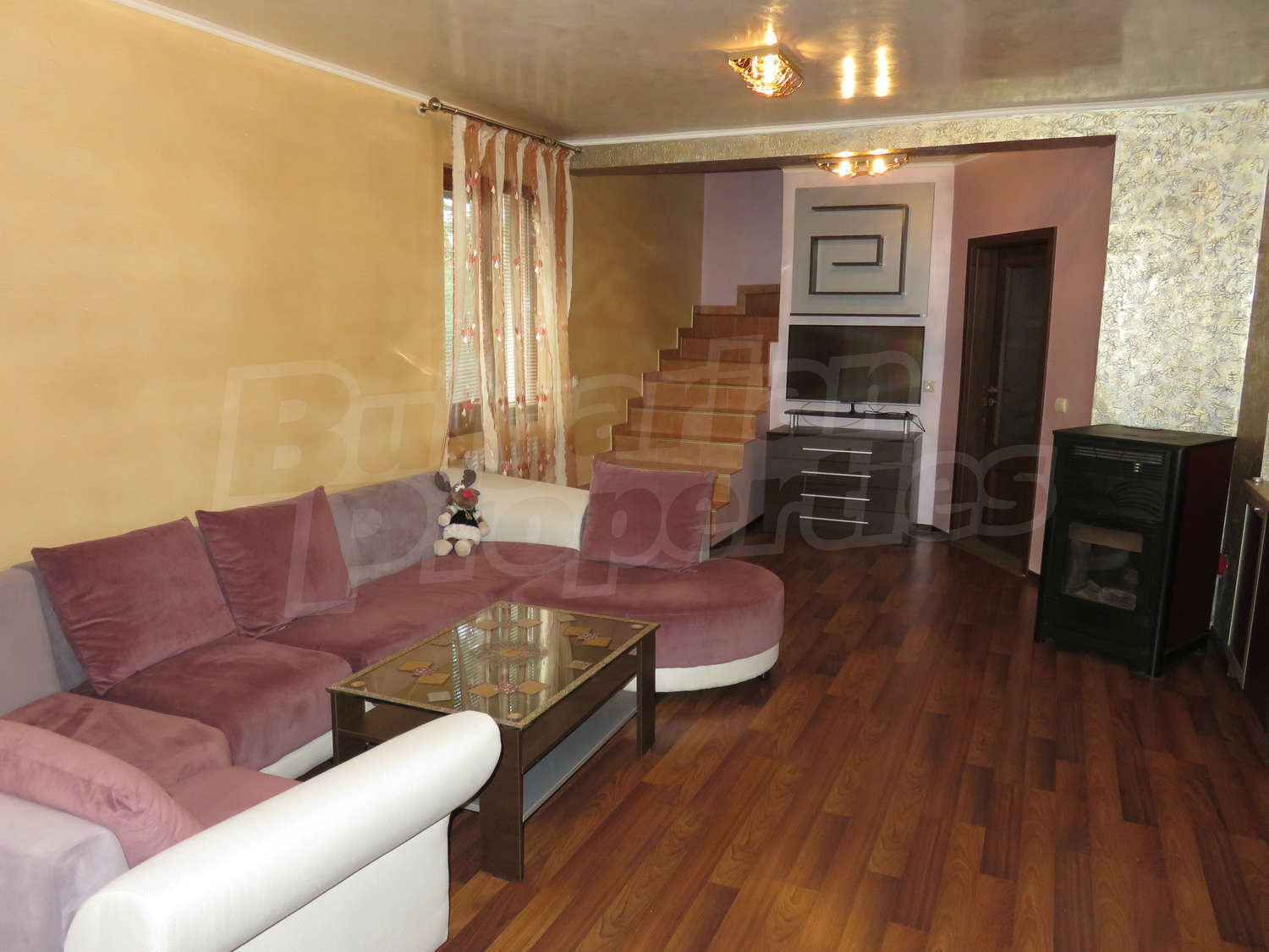 Gallery Picture 4