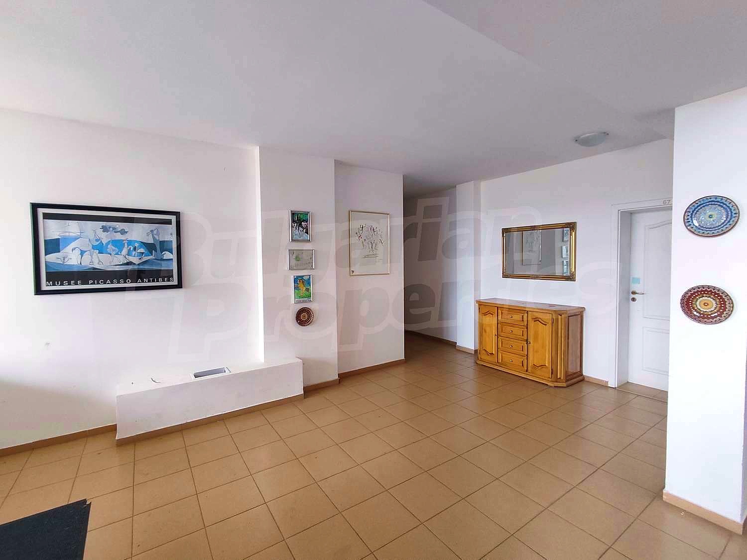 Gallery Picture 27