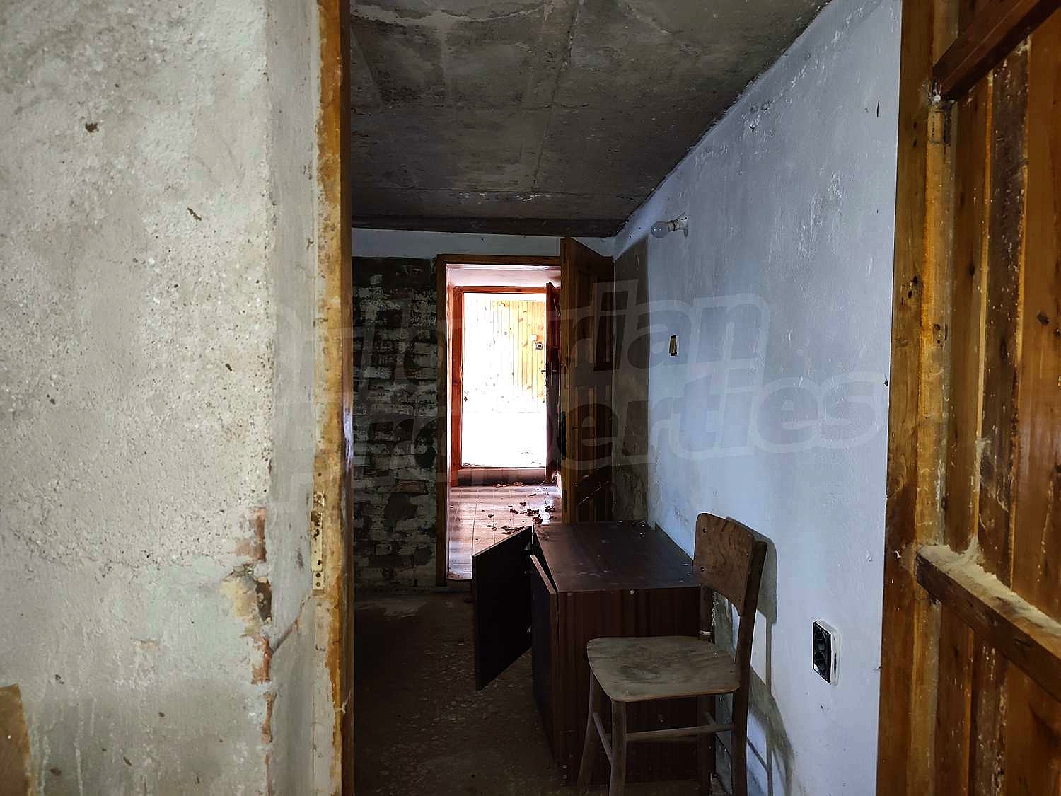 Gallery Picture 16