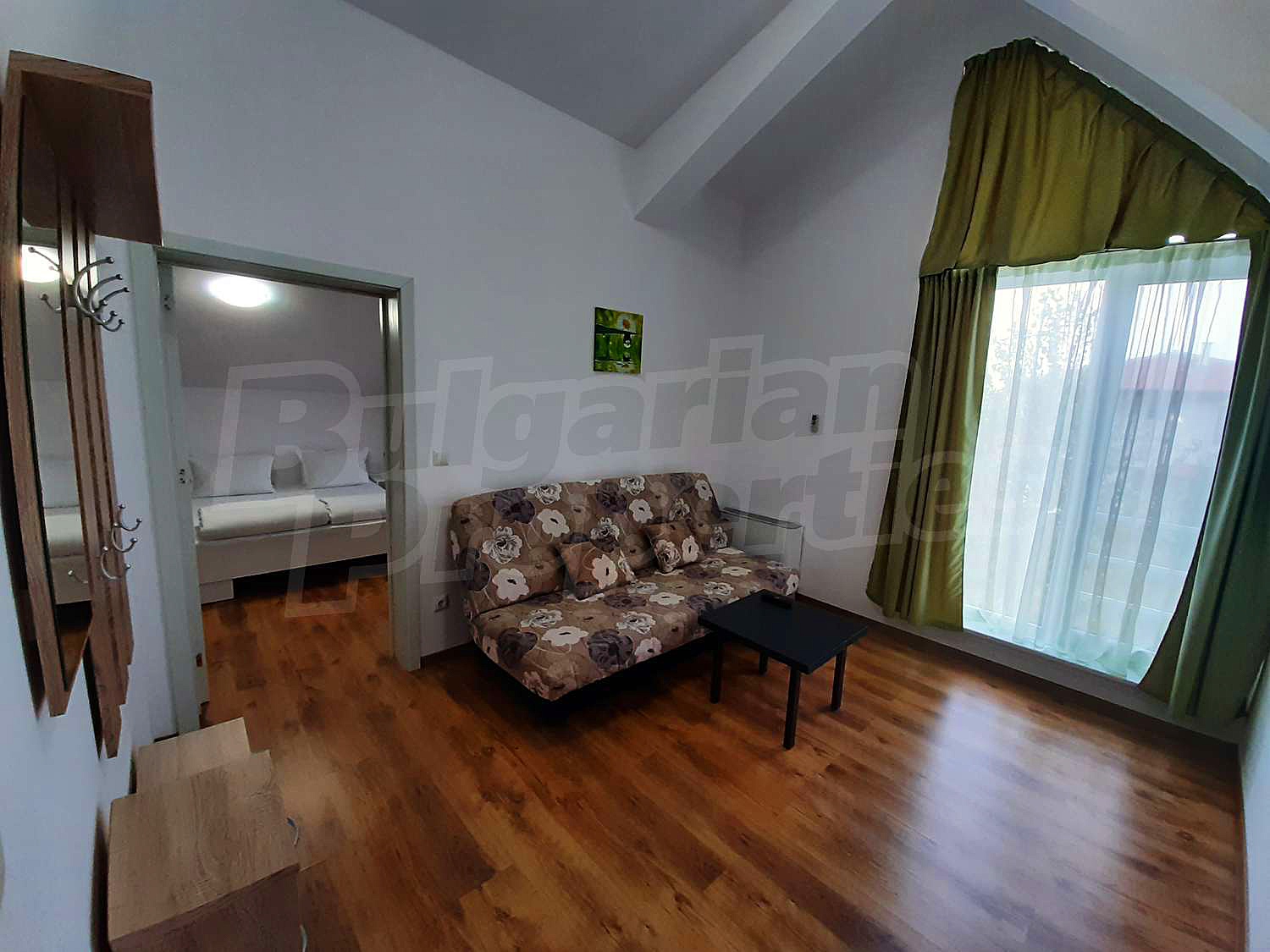 Gallery Picture 27