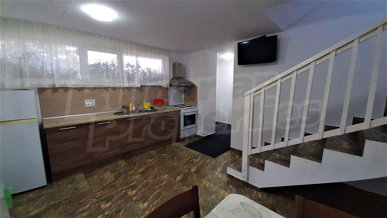 Gallery Picture 33