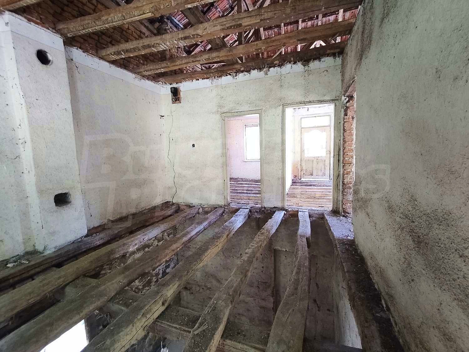 Gallery Picture 16