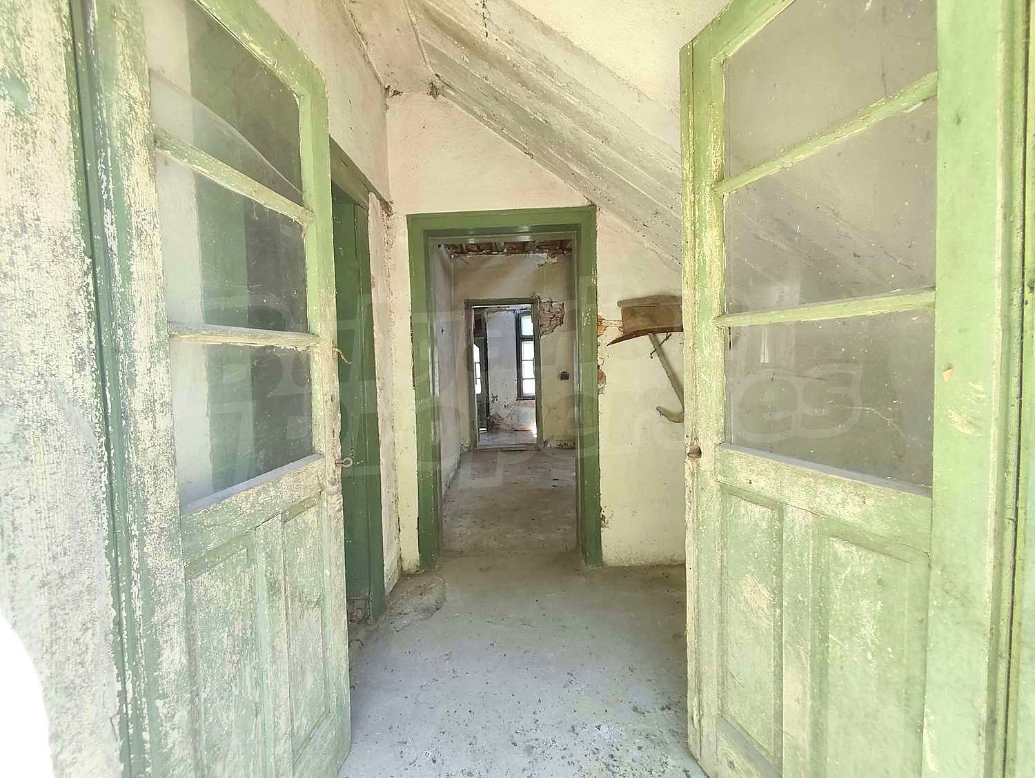 Gallery Picture 5