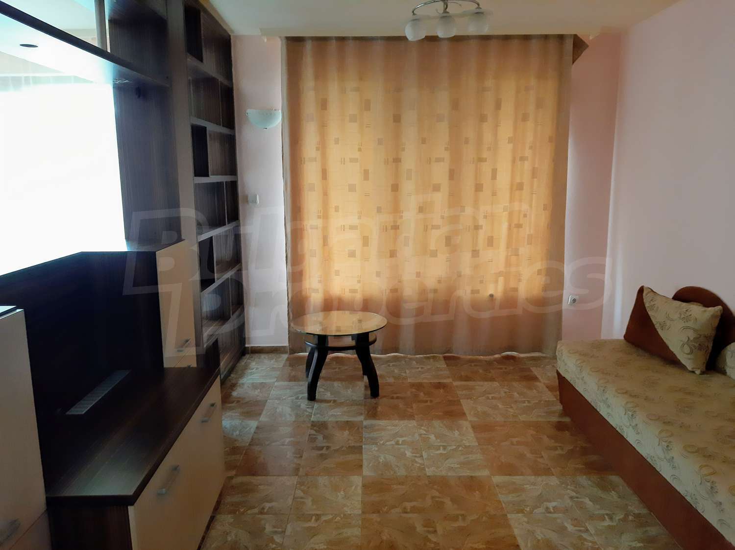 Gallery Picture 35