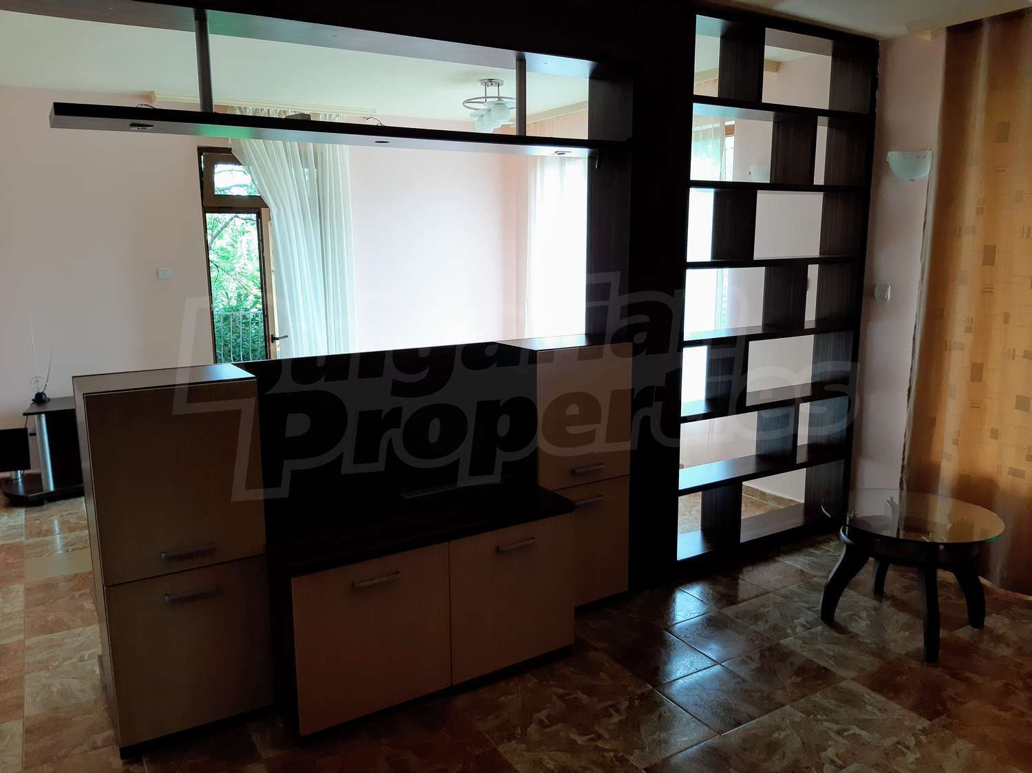 Gallery Picture 37