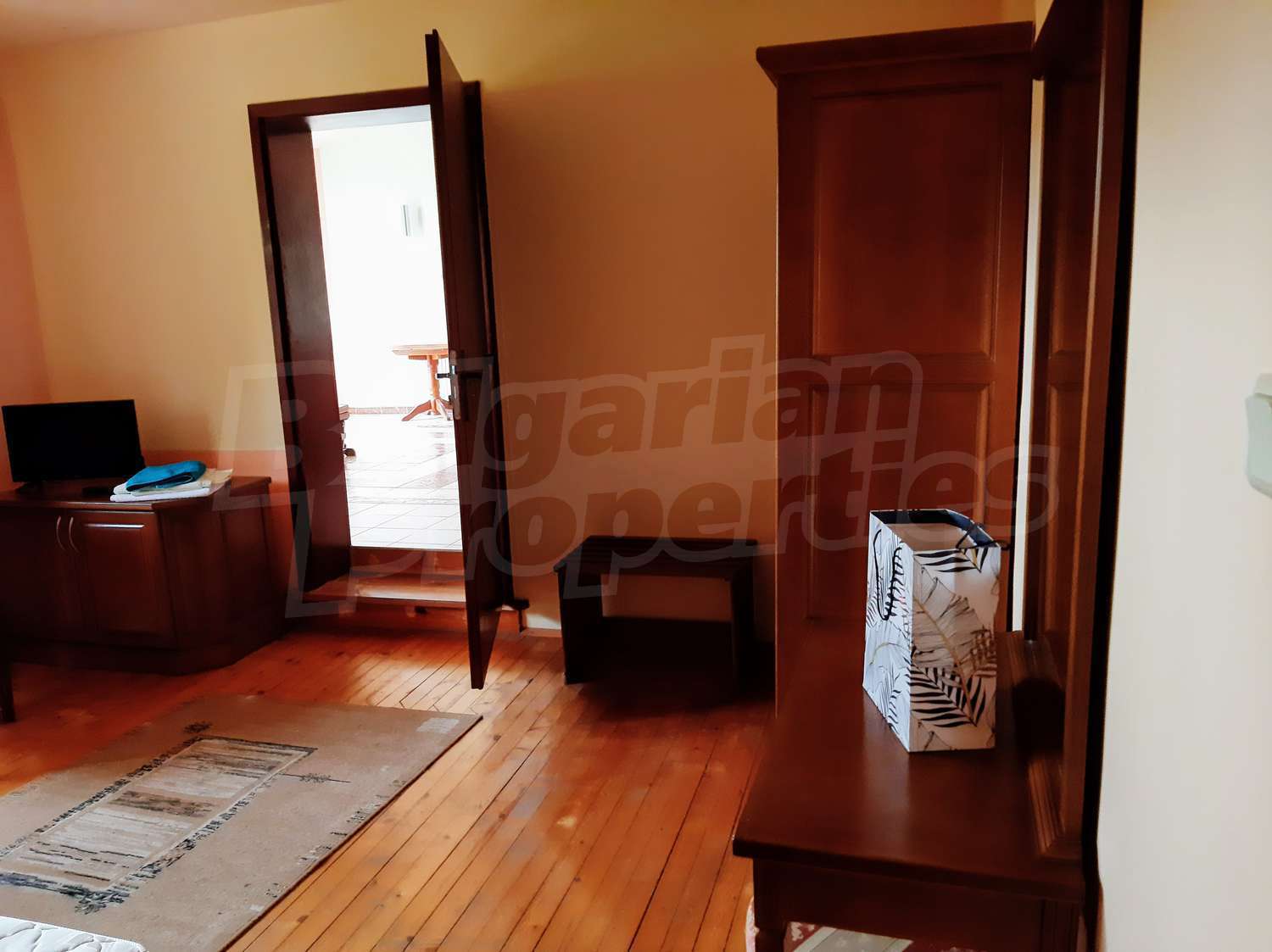 Gallery Picture 53