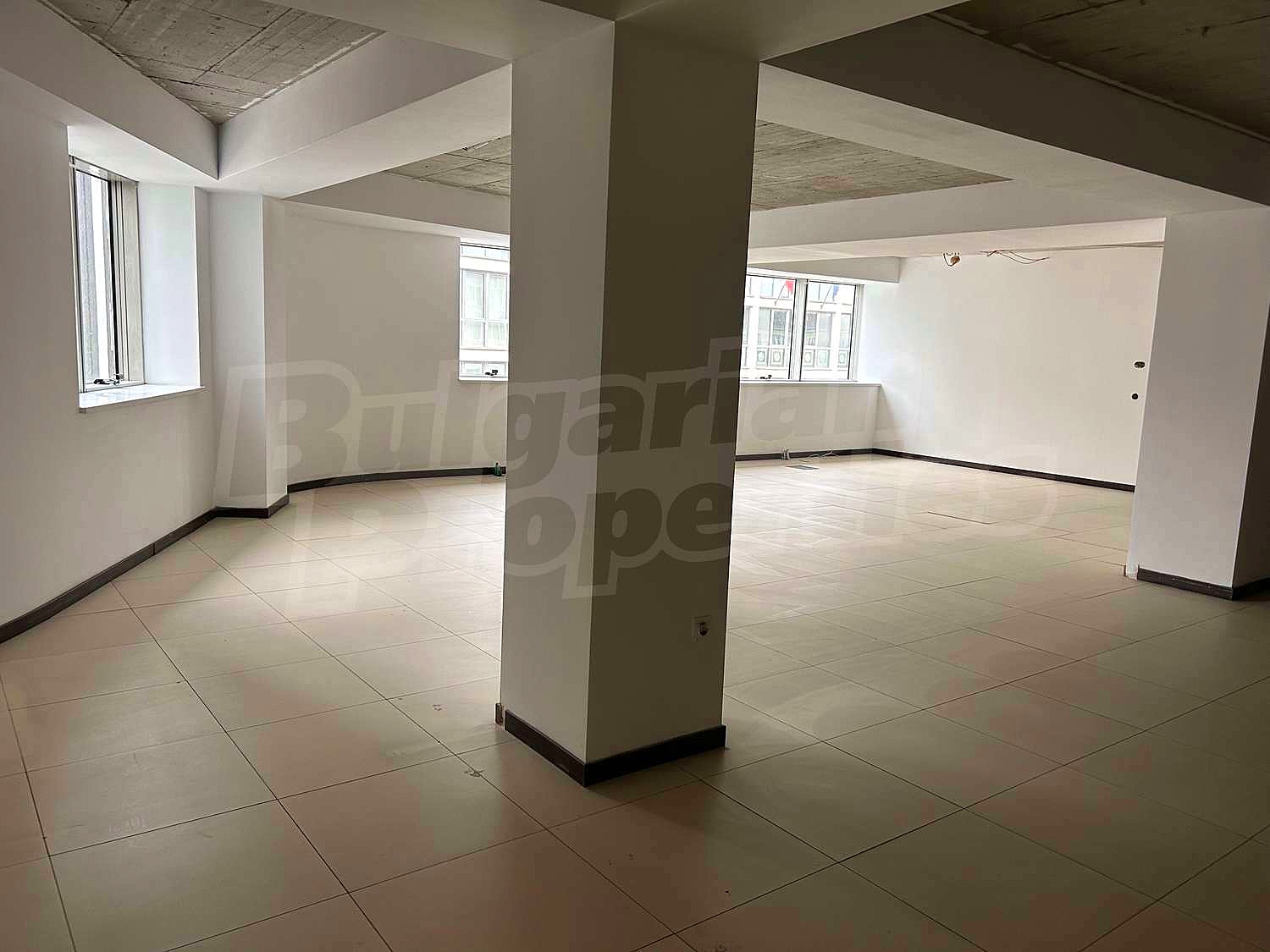 Gallery Picture 4