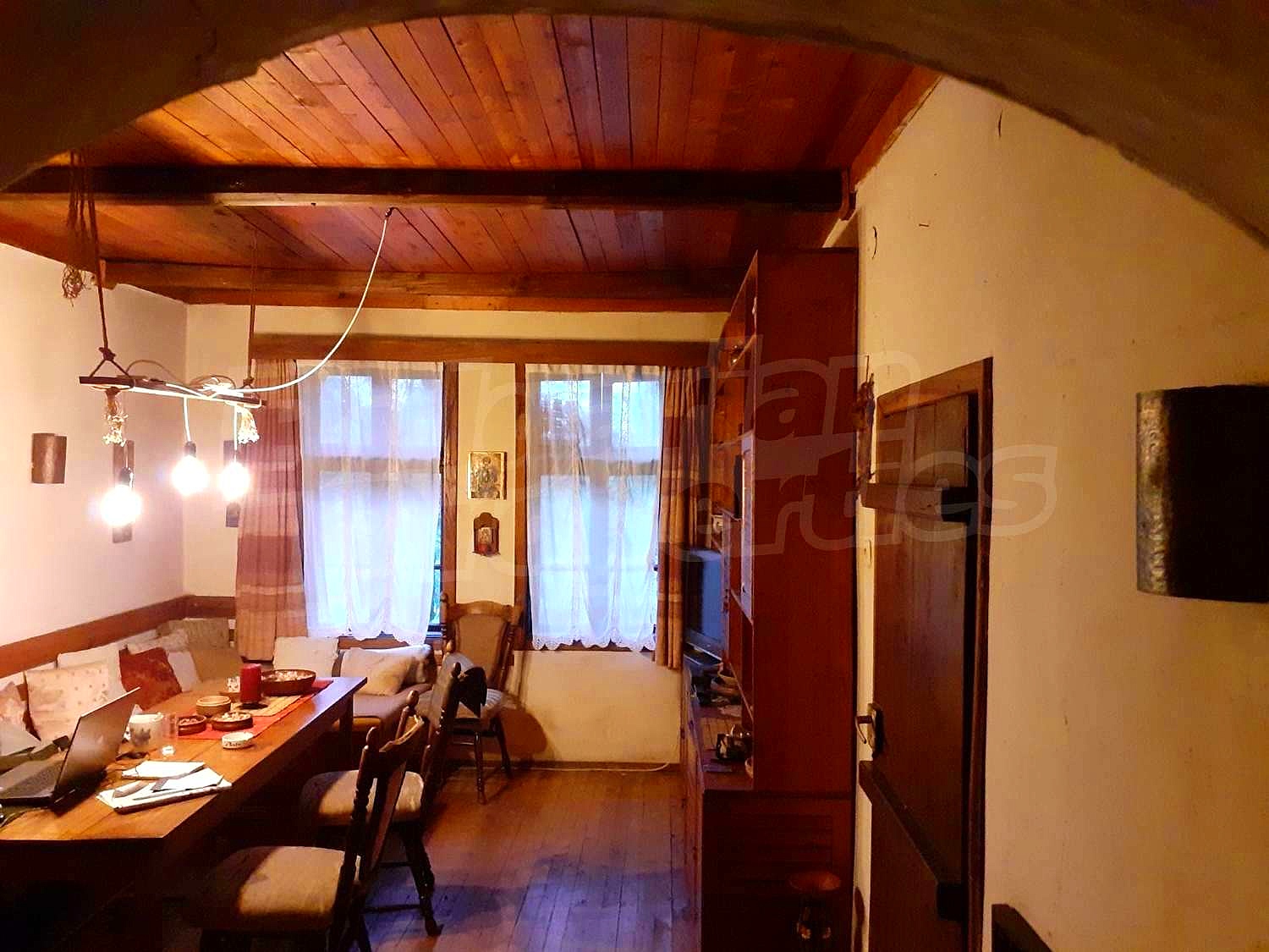 Gallery Picture 2