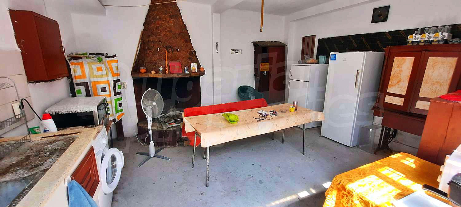 Gallery Picture 4