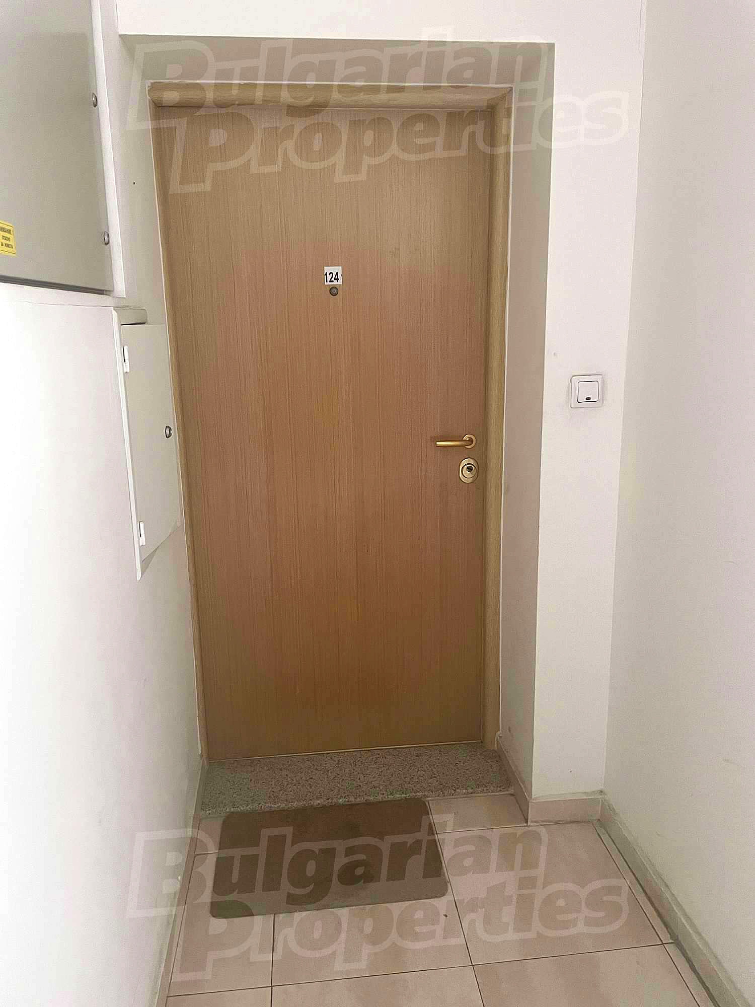 Gallery Picture 32