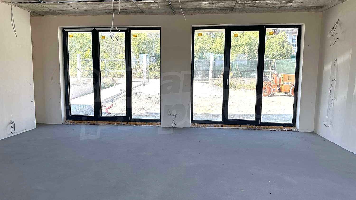 Gallery Picture 3