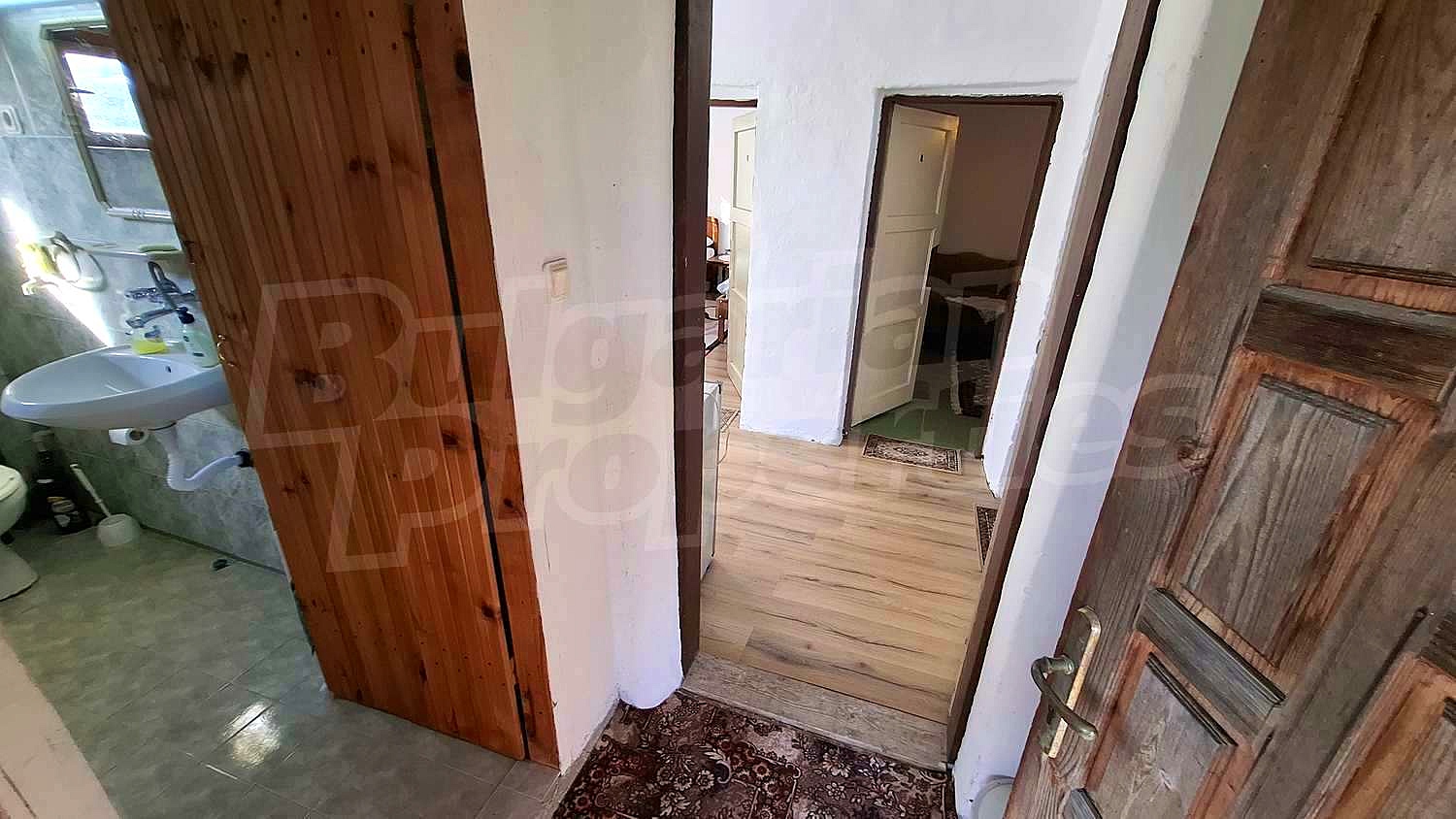 Gallery Picture 10
