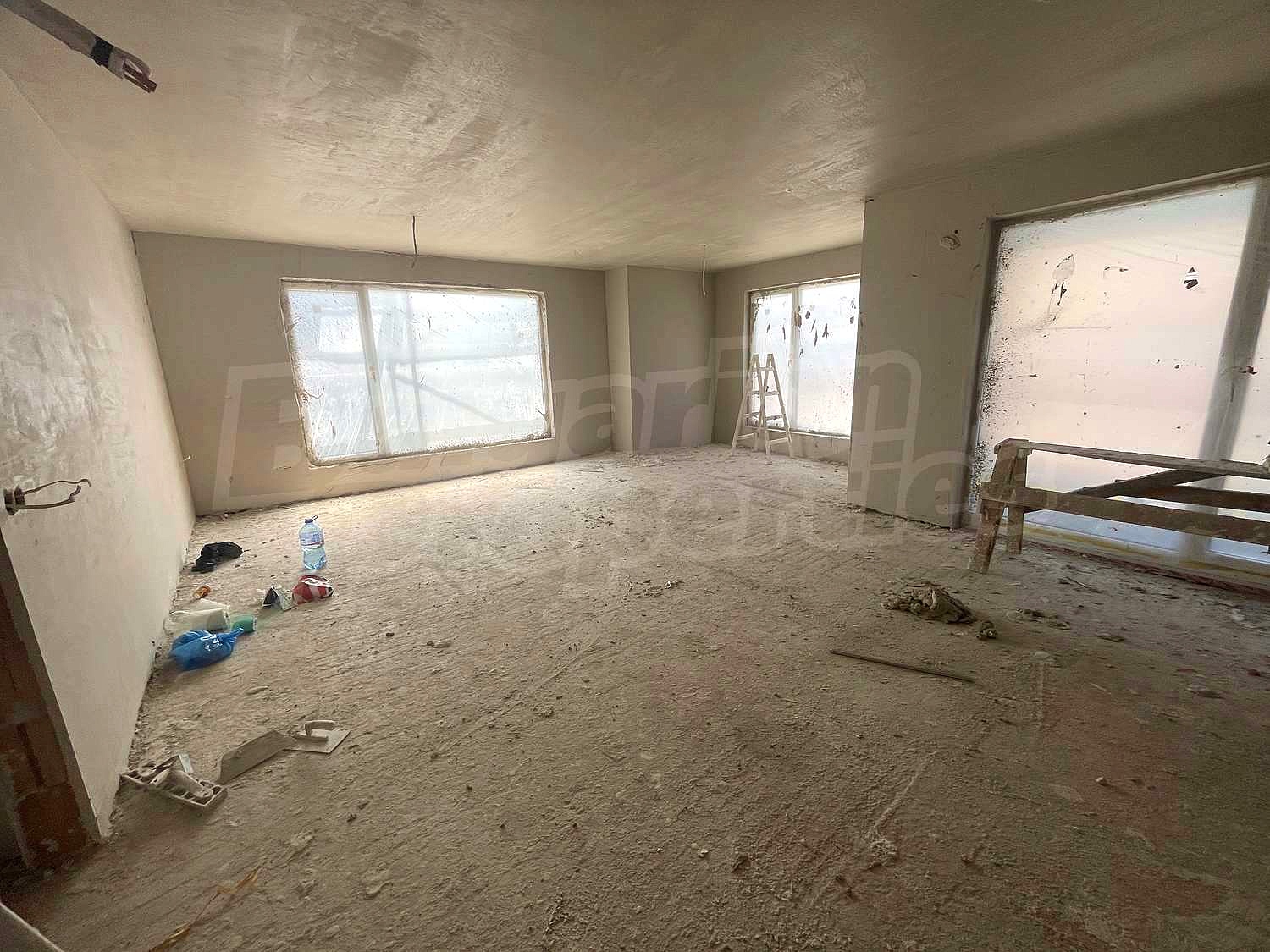Gallery Picture 2