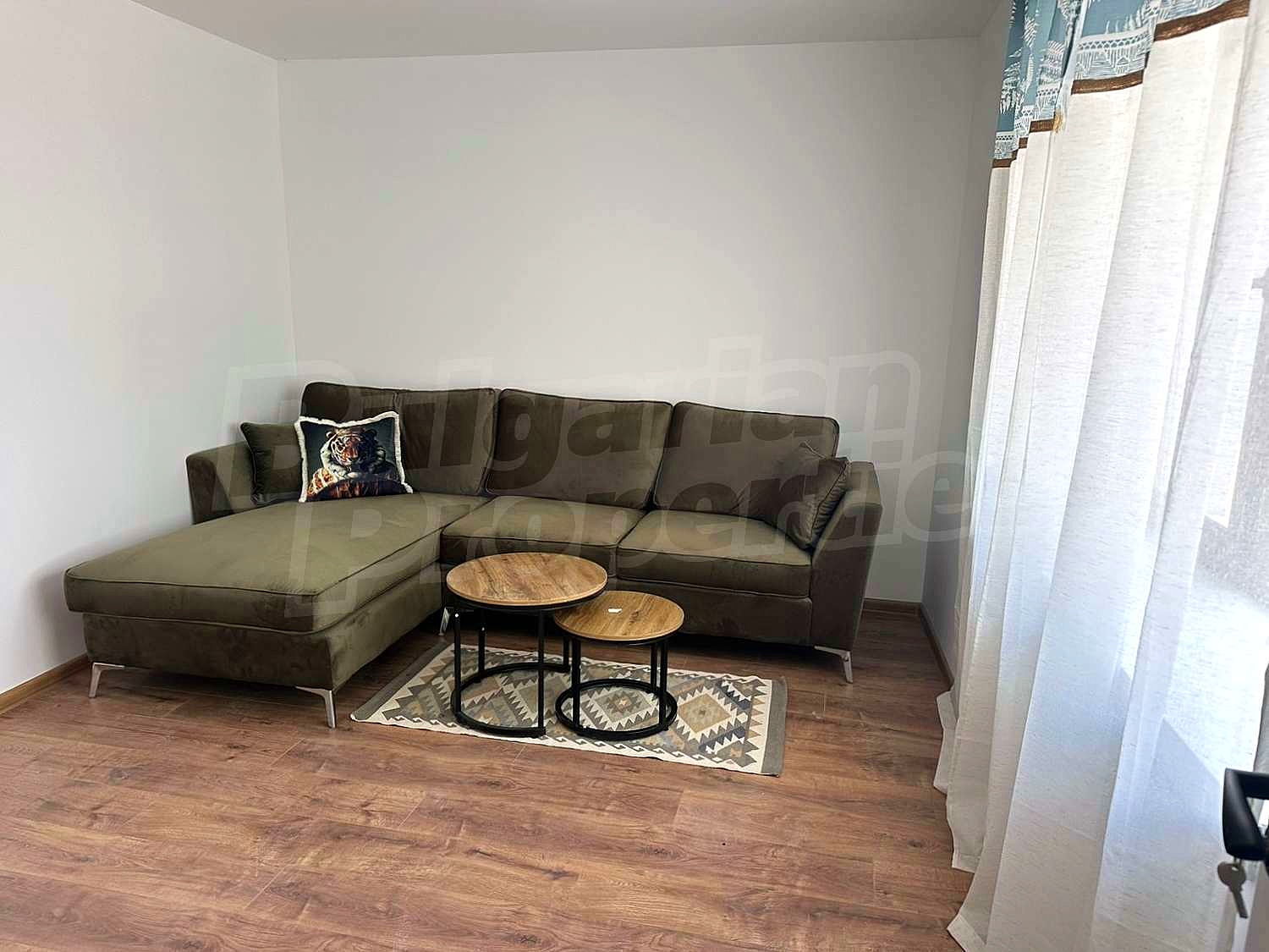 Gallery Picture 2