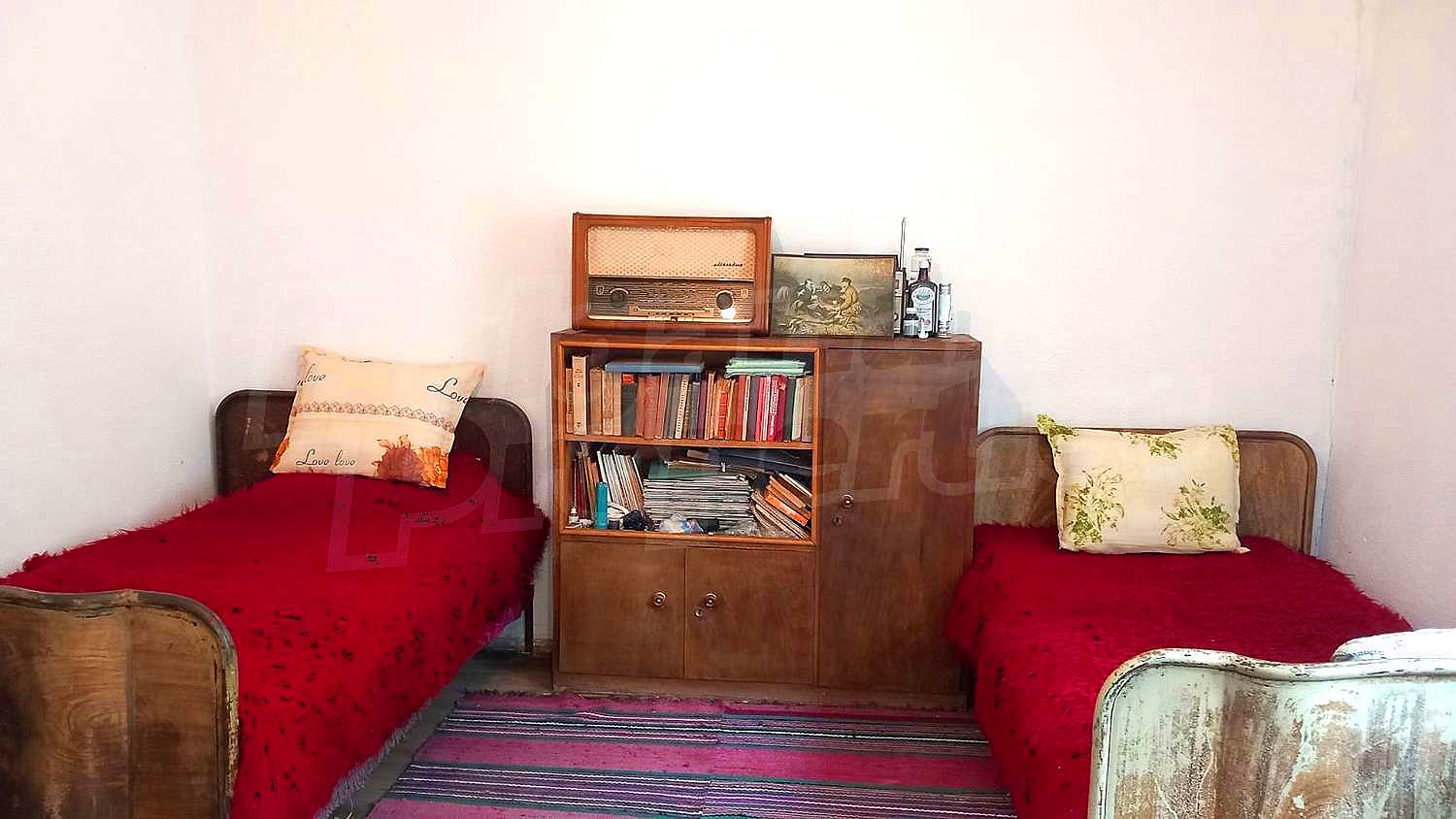 Gallery Picture 2