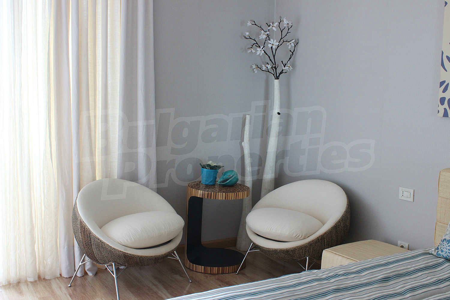 Gallery Picture 40