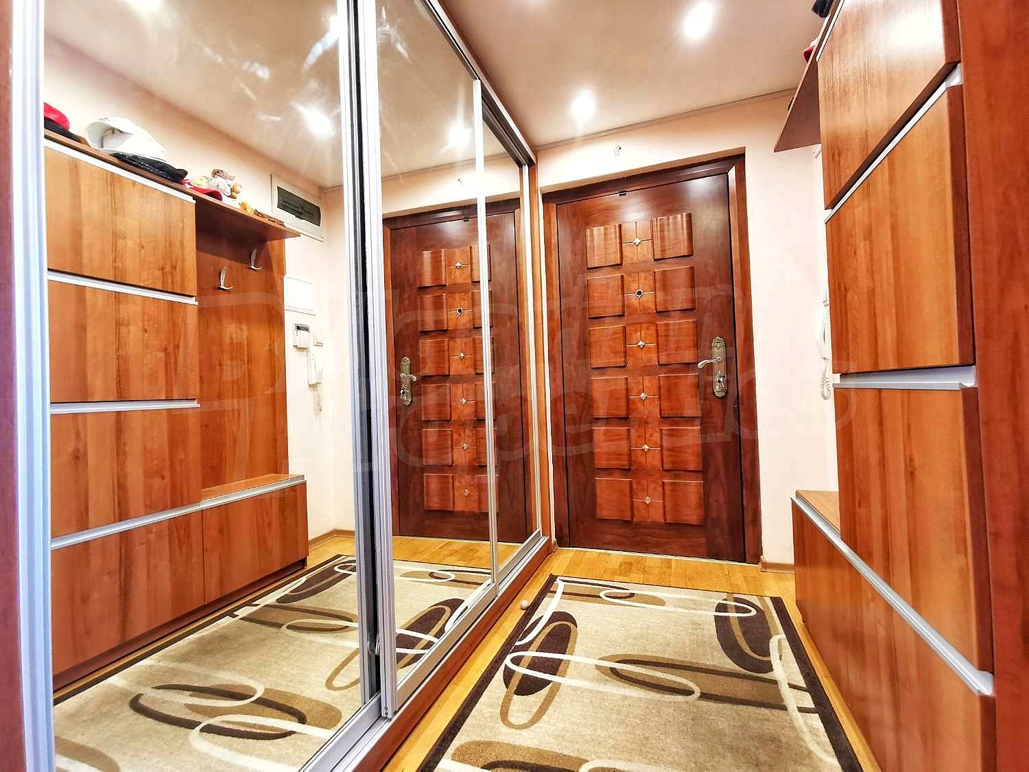 Gallery Picture 4