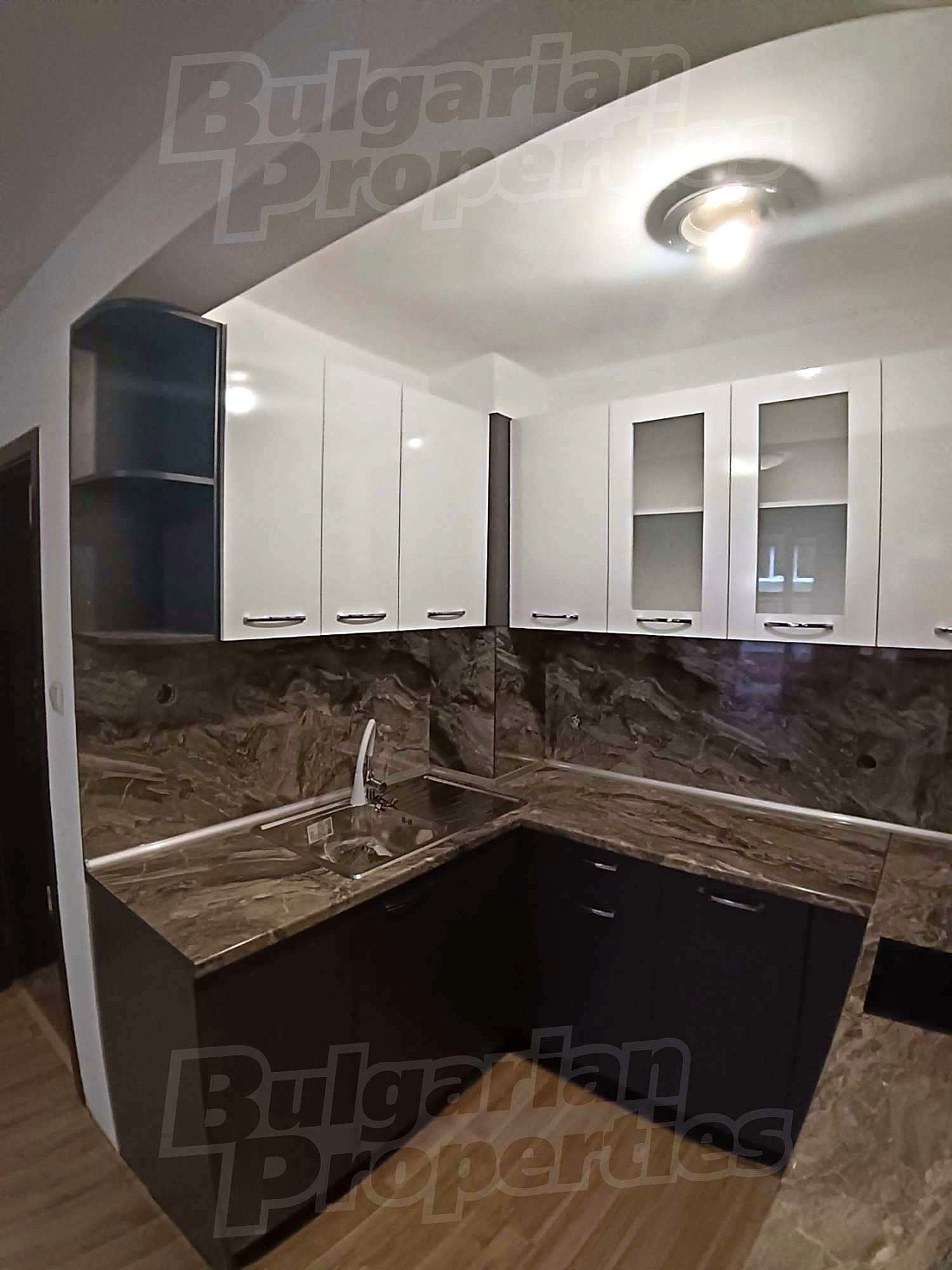 Gallery Picture 5