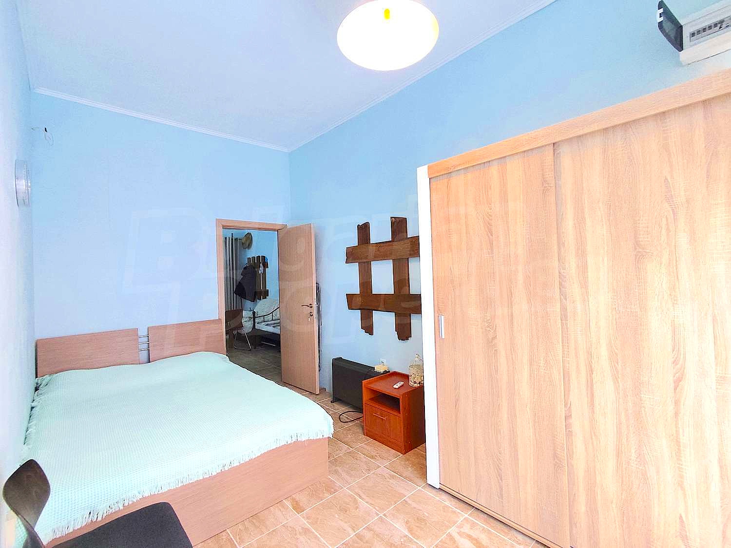 Gallery Picture 11