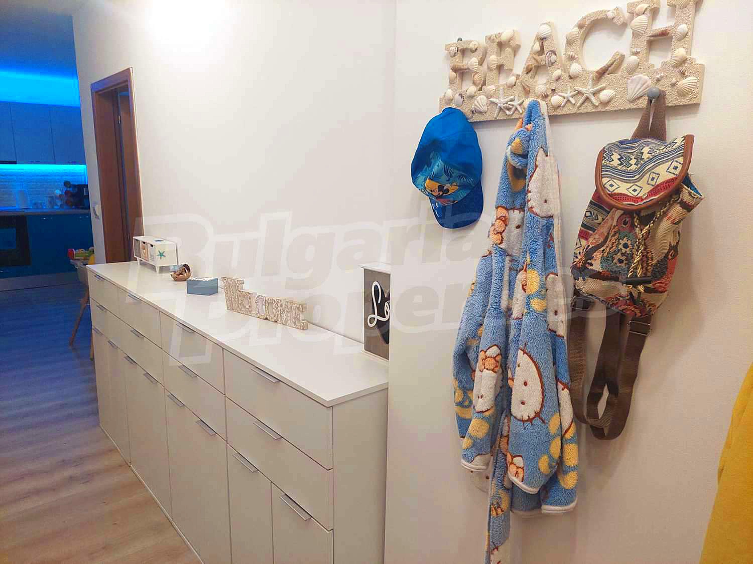 Gallery Picture 15