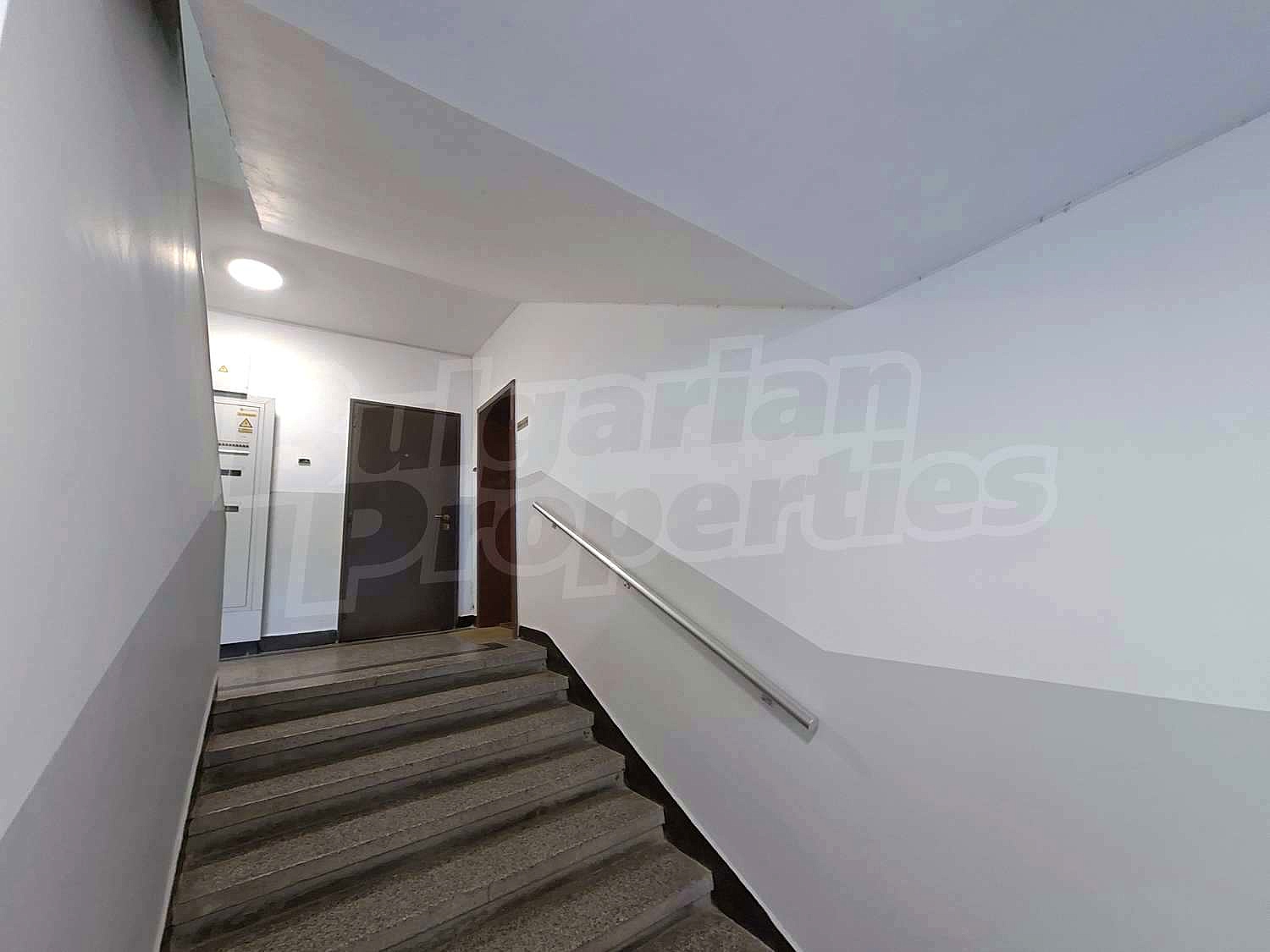 Gallery Picture 4