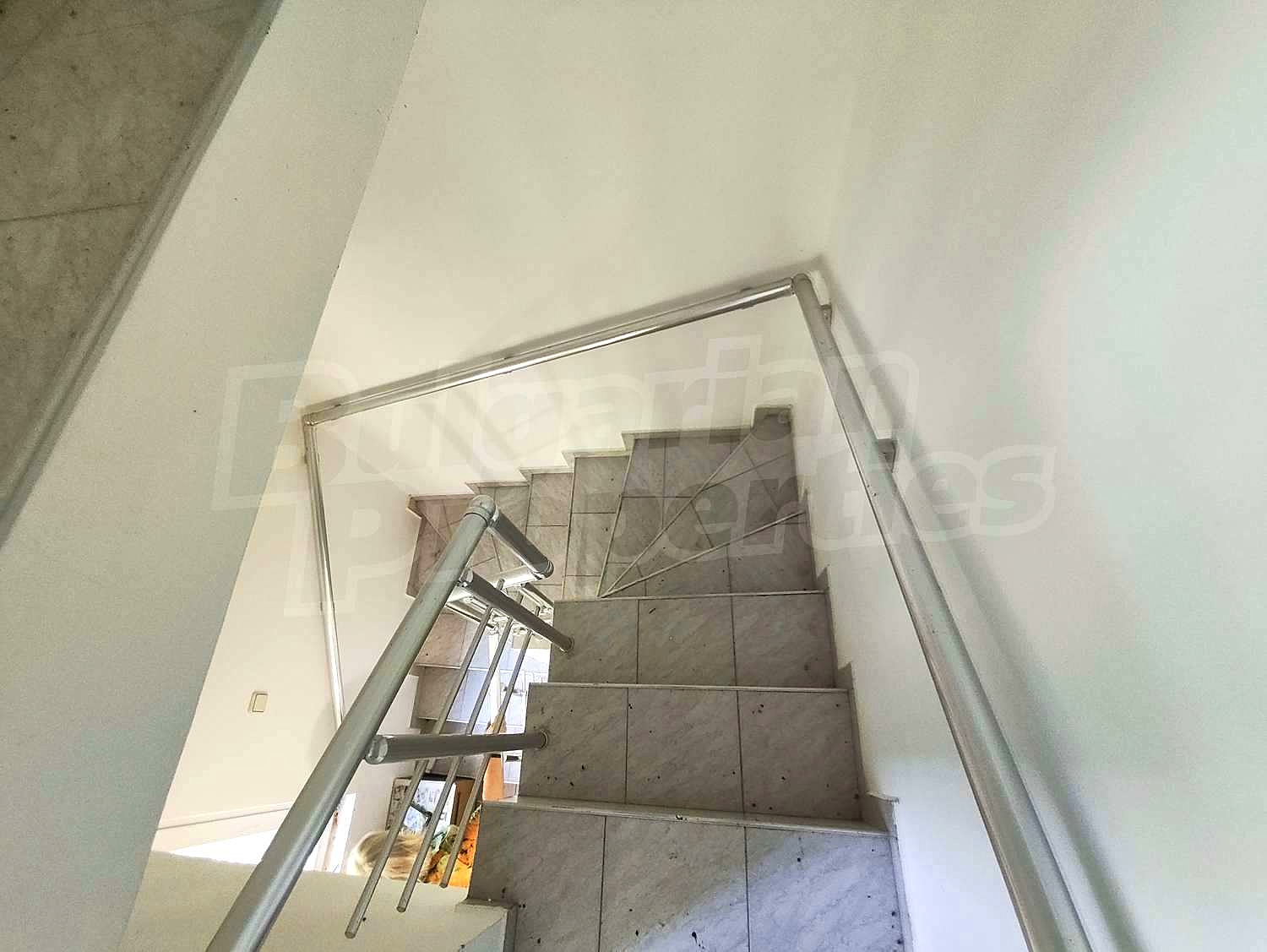 Gallery Picture 15
