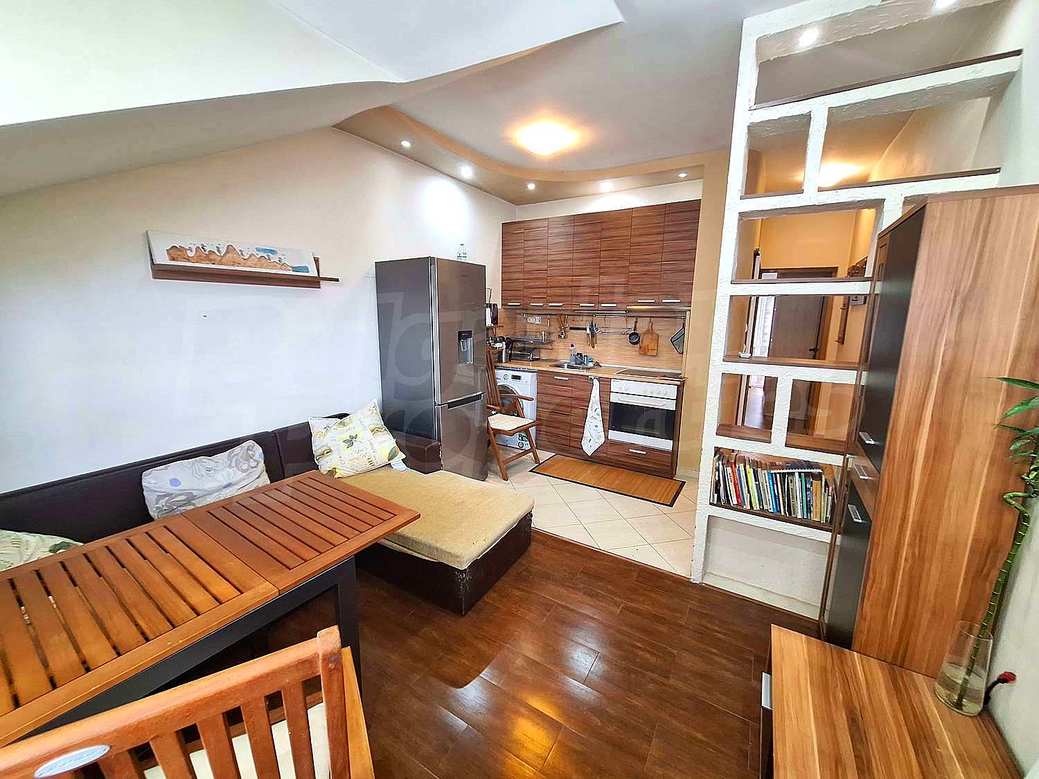 Gallery Picture 3