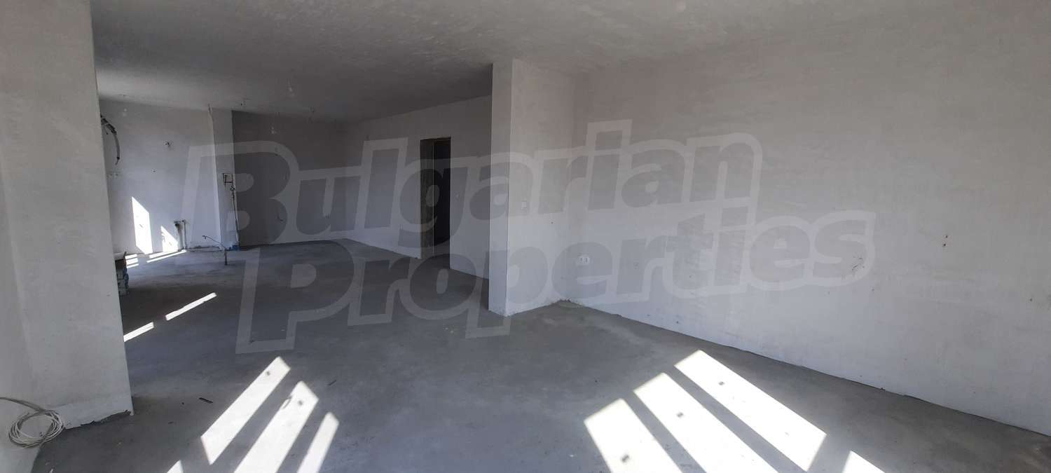 Gallery Picture 6