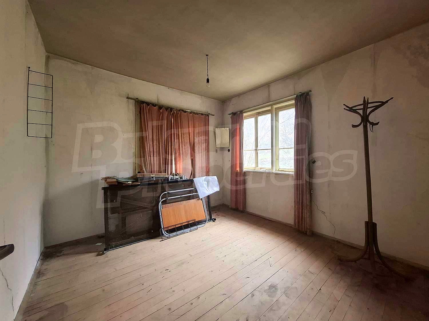 Gallery Picture 19