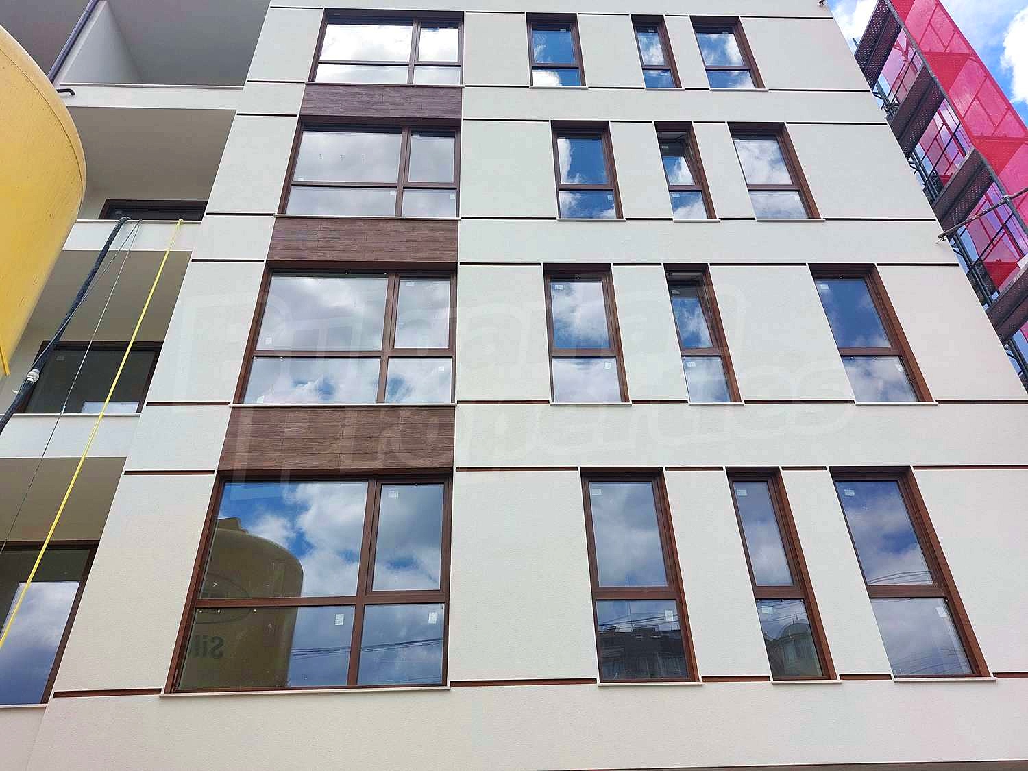 Gallery Picture 4