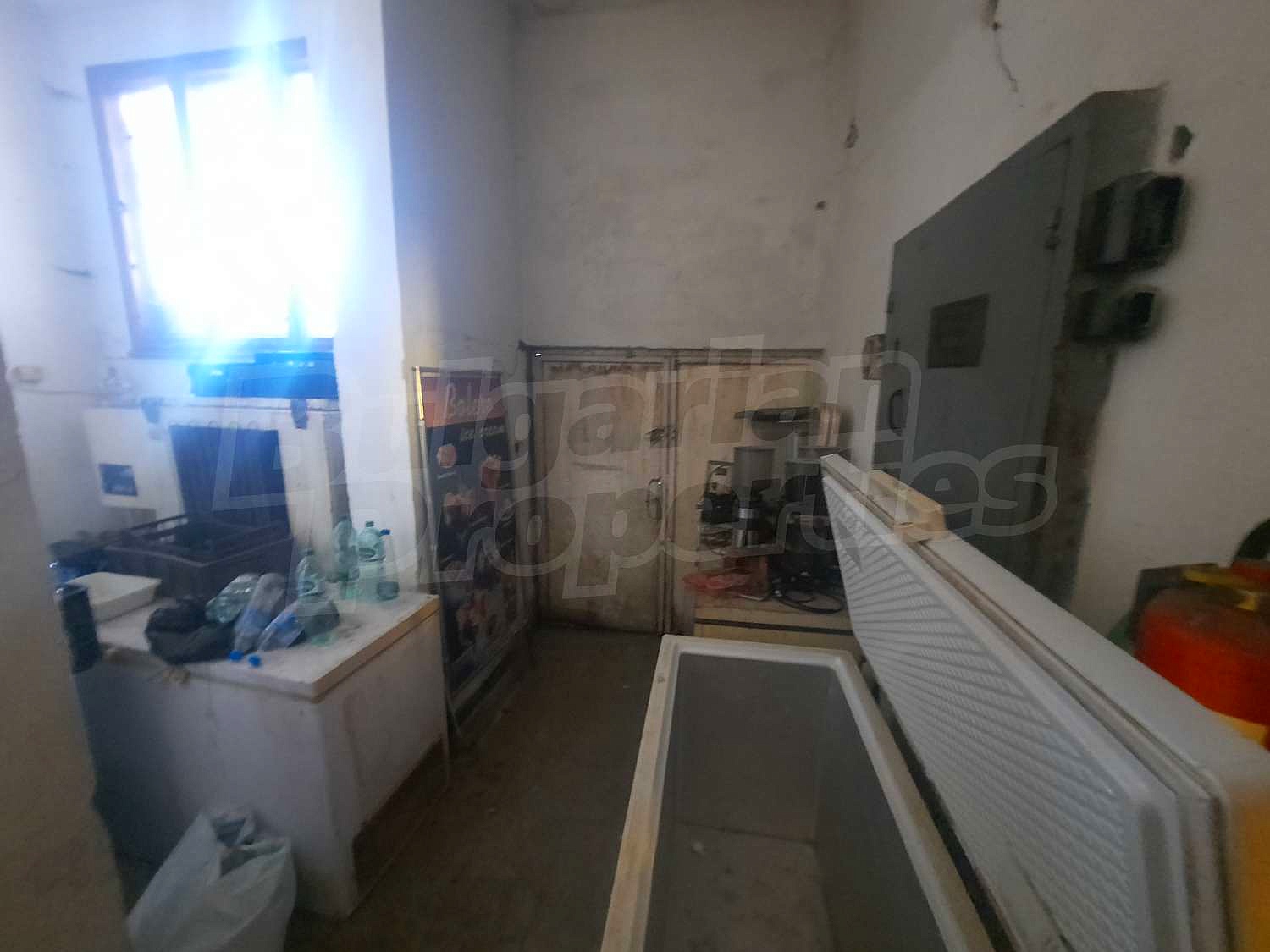 Gallery Picture 15