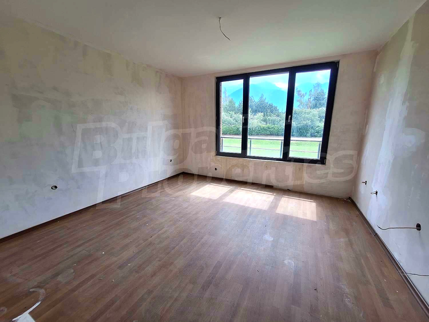 Gallery Picture 4
