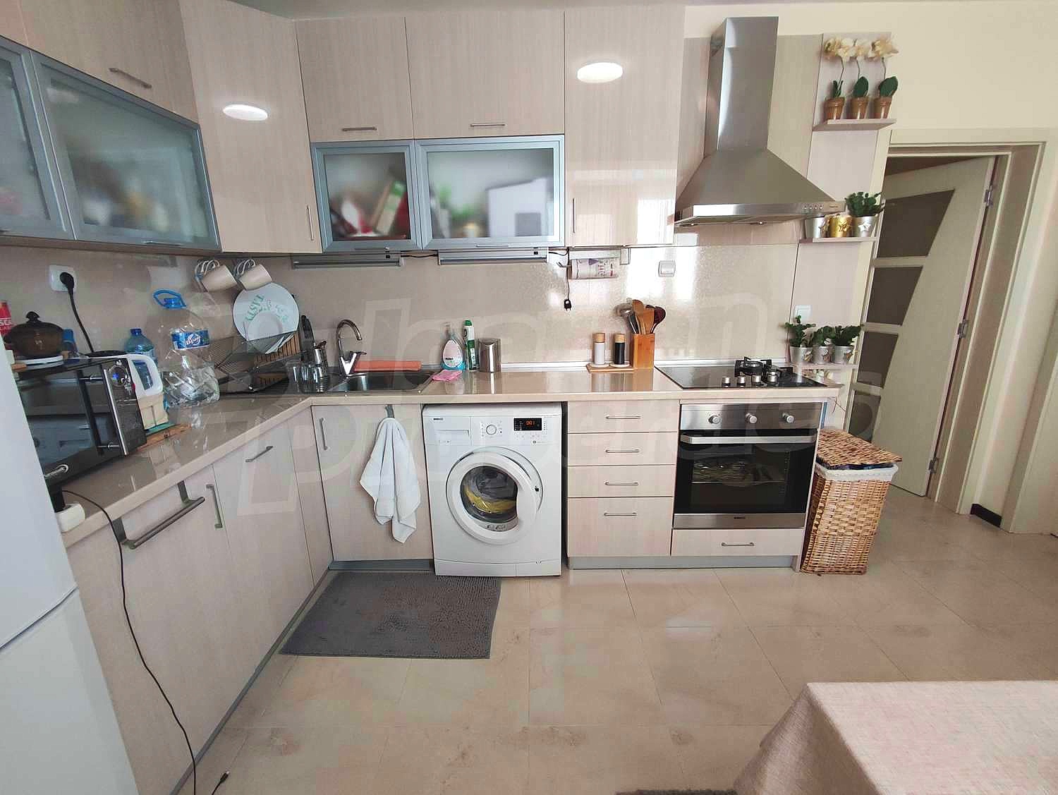 Gallery Picture 3