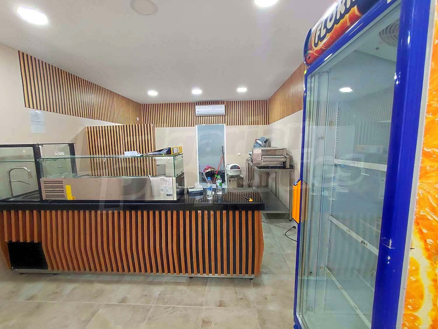 Gallery Picture 4