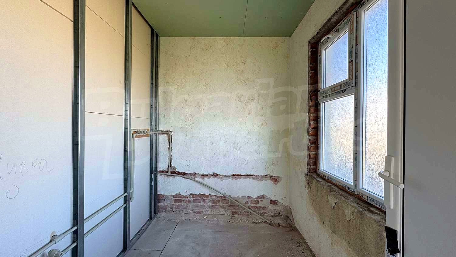 Gallery Picture 24